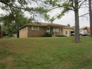 607 Lola Ave, Lindsay, OK 73052-1817