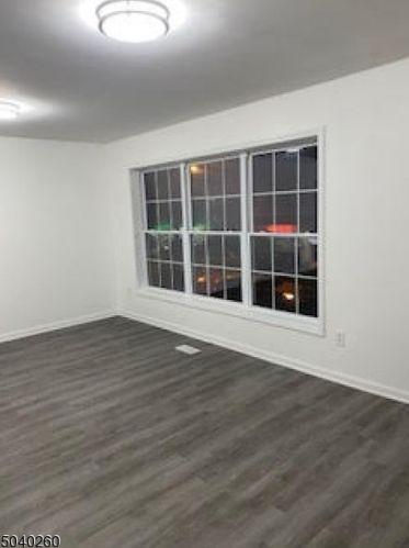 233 Park Ave, Paterson NJ  07501-2417 exterior