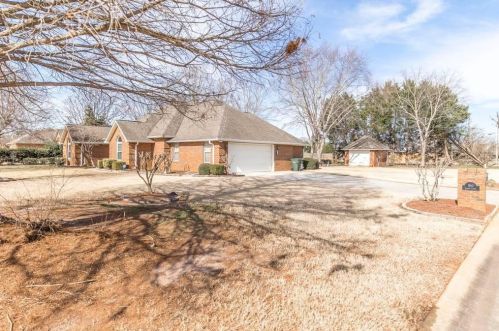 100 Ashley Ct, Warner Robins GA  31088-2550 exterior