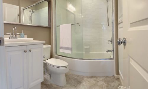52 Pathway, Irvine CA  92618-8807 exterior