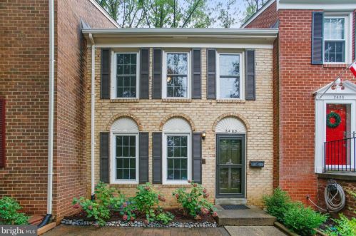 2403 Albot Rd, Herndon, VA 20191-3019