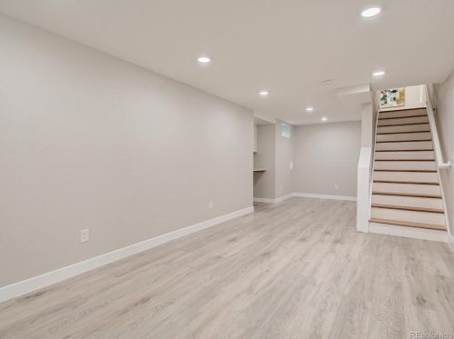 2220 Olive St, Denver CO  80207-4054 exterior