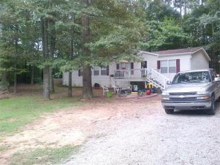 20 Amberly Way, Carrollton, GA 30116-8317