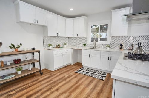 109 Wright St, Santa Ana CA 92701-4342 exterior