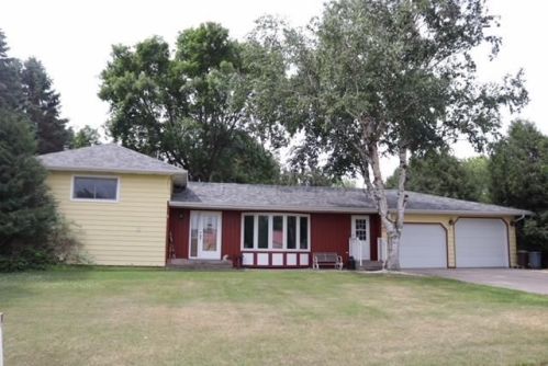 309 Montana Ave, Galesburg, ND 58035-3516