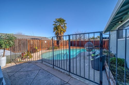 280 Casper Pl, San Ramon CA  94583-3537 exterior
