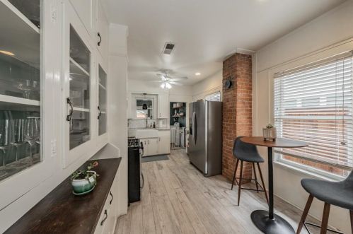 2410 Kenley St, Fort Worth TX  76107-4924 exterior