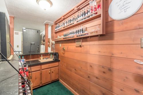 2408 Meadow Lark Dr, Atlanta GA  30344-4026 exterior