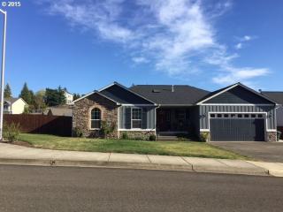 2270 Chambers Dr, Roseburg, OR 97471-2293