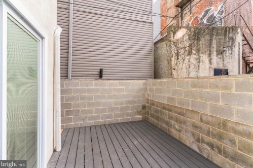 4220 Chestnut St, Philadelphia PA  19104-3015 exterior