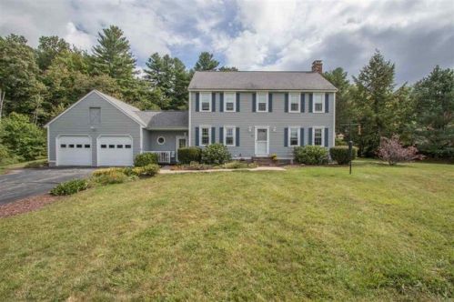 13 Anthony Dr, Londonderry, NH 03053-6102