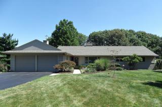 295 Fairlawn Dr, Columbus, OH 43214-2712