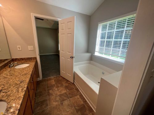 1835 Flt Rock Rd, Stockbridge GA  30281-4051 exterior