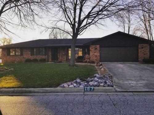 107 Anthony Dr, Normal, IL 61761-3201