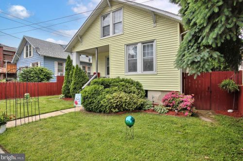 803 27th St, Harrisburg, PA 17111-1122