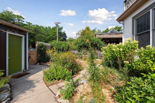 3103 Franklin Ave, Minneapolis MN  55406-1132 exterior