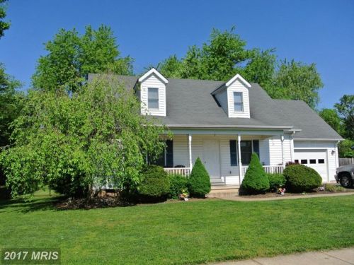 11700 Flag Rock Dr, Remington, VA 22734-2158