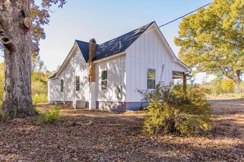 316 Isbell Rd, Silver Creek, GA 30173-0020
