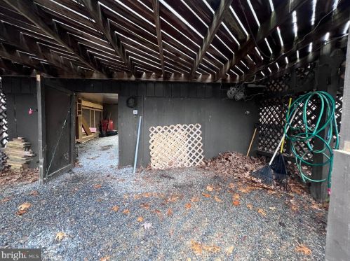 75 Ruffed Grouse Ln, Berkeley Springs WV  25411-5287 exterior