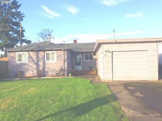 670 Tinamou Ln, Springfield, OR 97477-7549