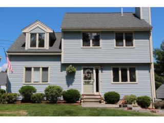 50 Norma Dr, Nashua, NH 03062-1345