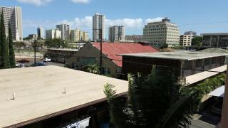 1326 Matlock Ave, Honolulu HI  96814-1278 exterior