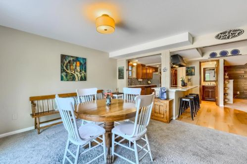 8023 Niagara Way, Englewood CO 80112-3112 exterior