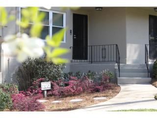 290 Lakemoore Dr, Atlanta, GA 30342-3829