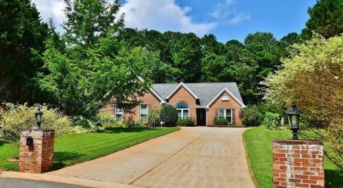 7095 Sidney Ct, Gainesville, GA 30506-6350