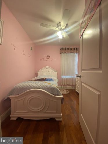 2817 13 St, Philadelphia PA  19133-1208 exterior