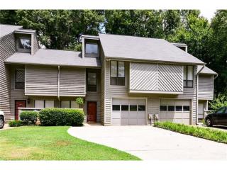 1066 Creatwood Cir, Smyrna GA  30080-8211 exterior