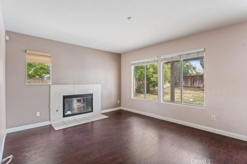 7642 Northrop Dr, Riverside CA  92508-6074 exterior