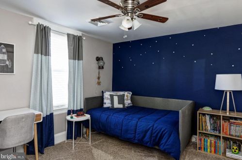 537 Grv St, Haddonfield NJ 08033-1220 exterior