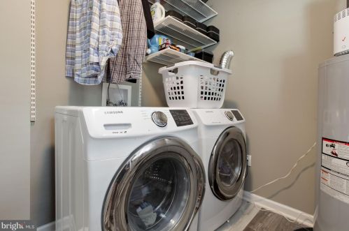 2912 Newcastle Ave, Silver Spring MD 20910-1216 exterior