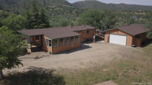 20010 Tibethill Ln, Tehachapi, CA 93561-7701