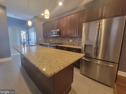 4937 Locust St, Philadelphia PA  19139-4234 exterior