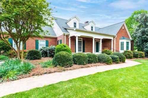 885 Fairway Dr, Monroe, GA 30655-8213