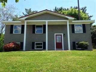 3012 Midfield Cir, Cleveland, TN 37323-0554