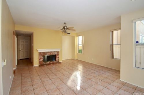 7 Figaro, Irvine CA  92606-0607 exterior