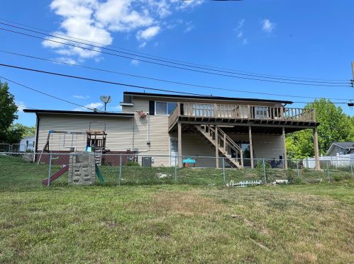 1204 Alexander Dr, Festus, MO 63028-1072