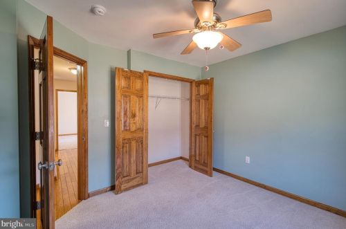 345 Journey Ln, Berkeley Springs WV exterior