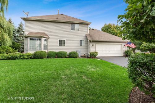 340 Prescott Ln, Gurnee, IL 60031-5308