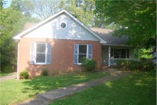 810 Burton Trl, Adams, TN 37010-8936