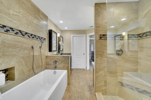 8588 Trinity River Cir, Santa Ana CA 92708-5535 exterior