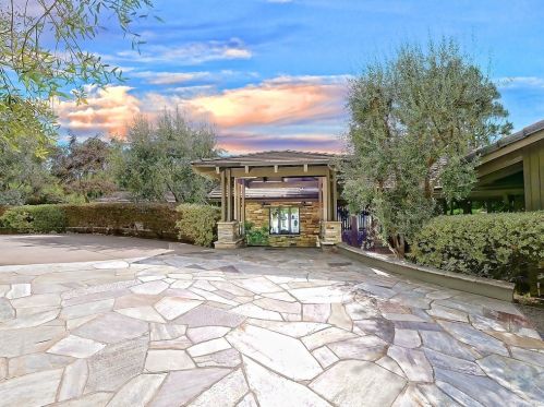5 Park Pl, Palos Verdes Estates, CA 90275-5076