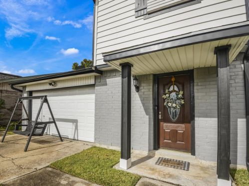 9901 Blue Bird St, Morgans Point TX  77571-2503 exterior
