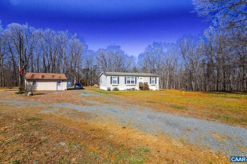 154 Labor Ln, Gordonsville, VA 22942-7426