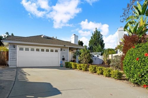 1281 Pablo Pl, Escondido, CA 92027-1473