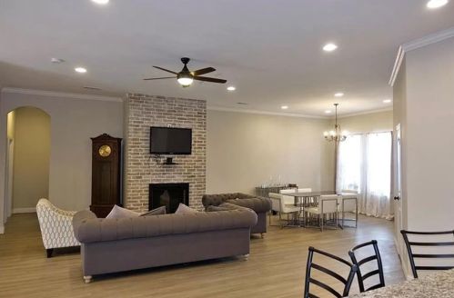 4606 Beaus Way, Garland TX  75043-6452 exterior