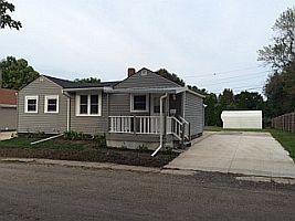 406 Advel Ct, Kewanee, IL 61443-3604